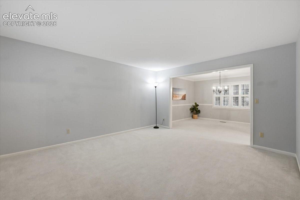 6914 Oak Valley Drive