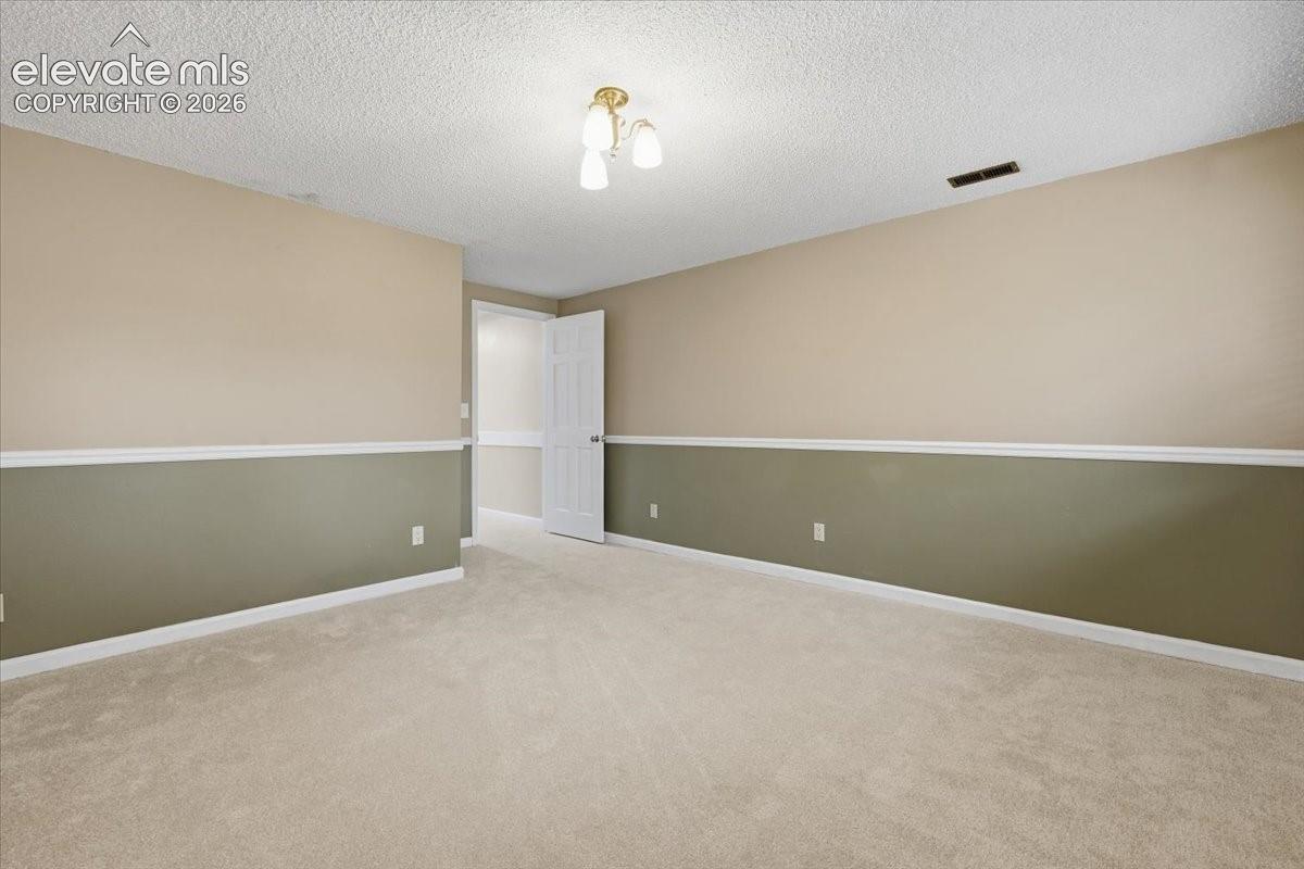 6914 Oak Valley Drive