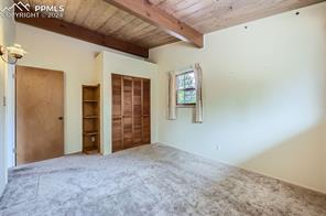 2607 Centre Lane