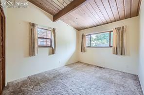 2607 Centre Lane