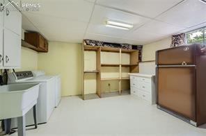2607 Centre Lane