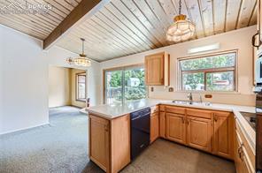 2607 Centre Lane