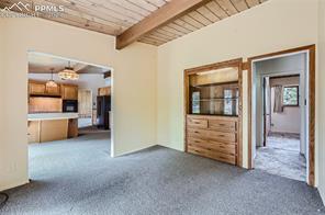 2607 Centre Lane