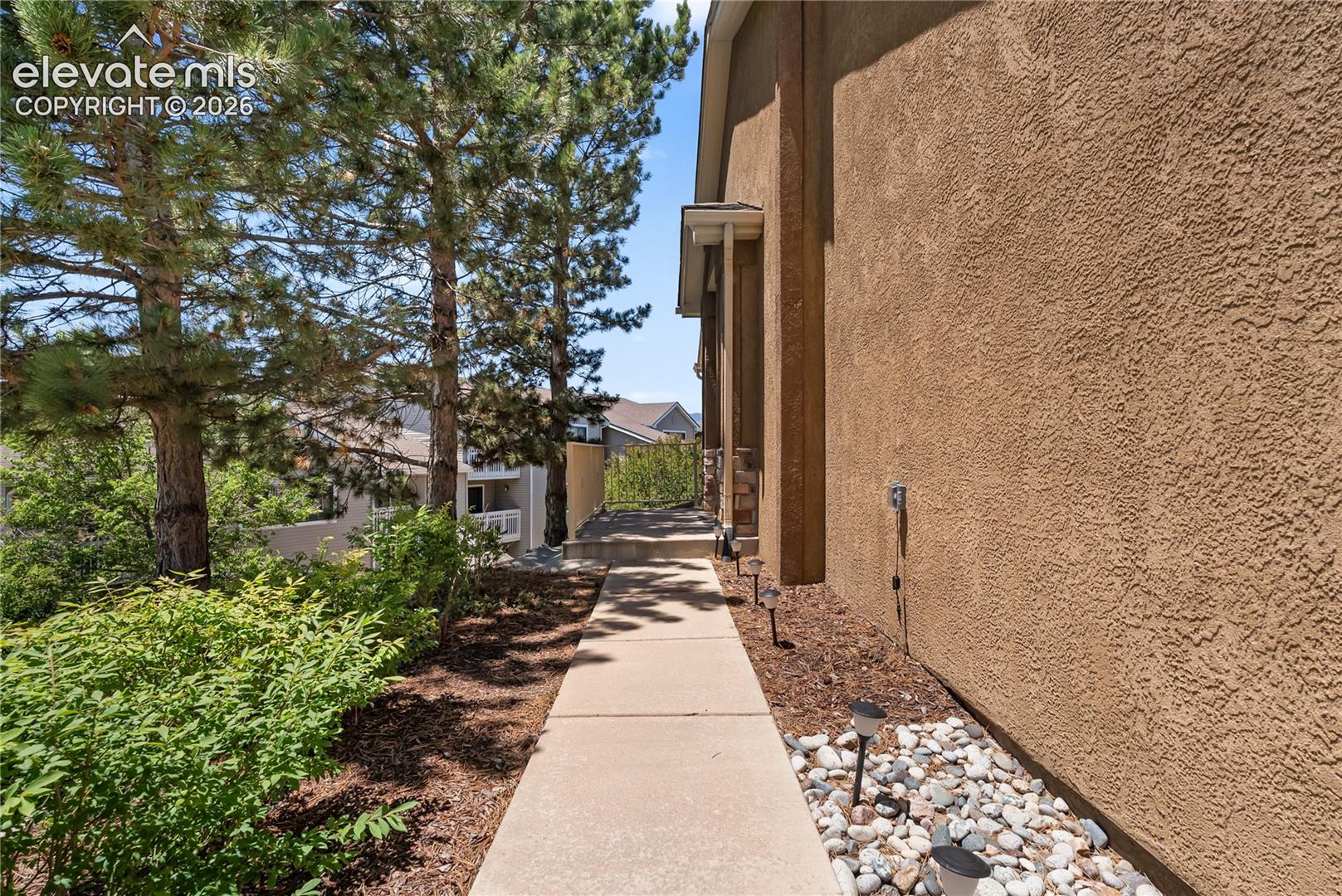 5820 New Crossings Point