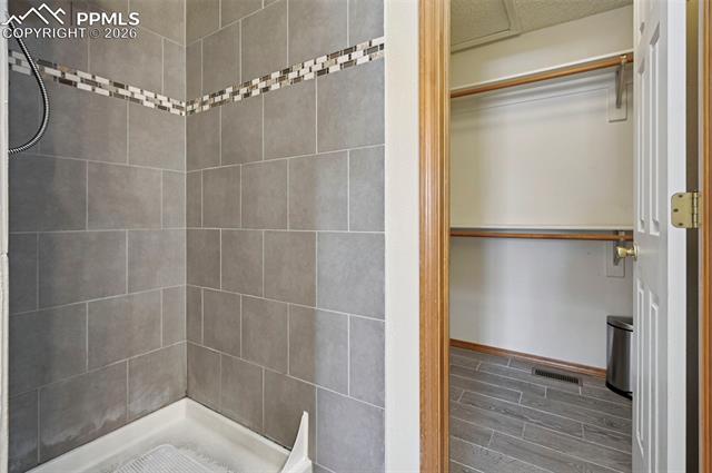 5150 Chaise Drive