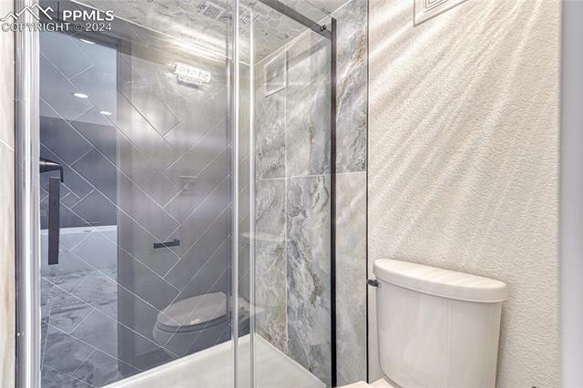 6625 Chantilly Place