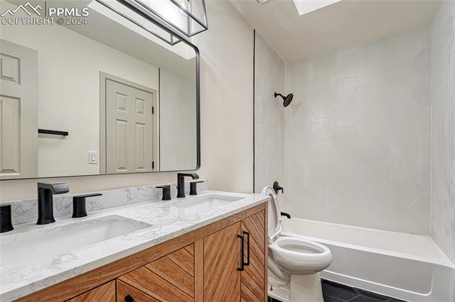 6625 Chantilly Place