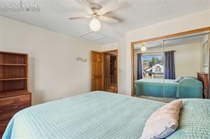 1079 Beacon Hill Way