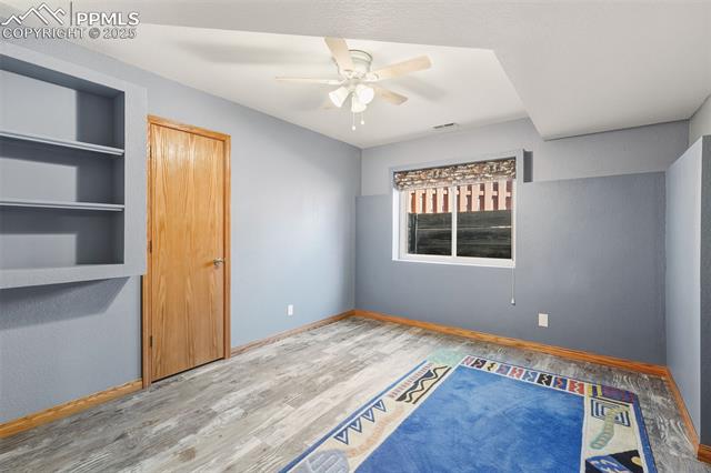 1079 Beacon Hill Way