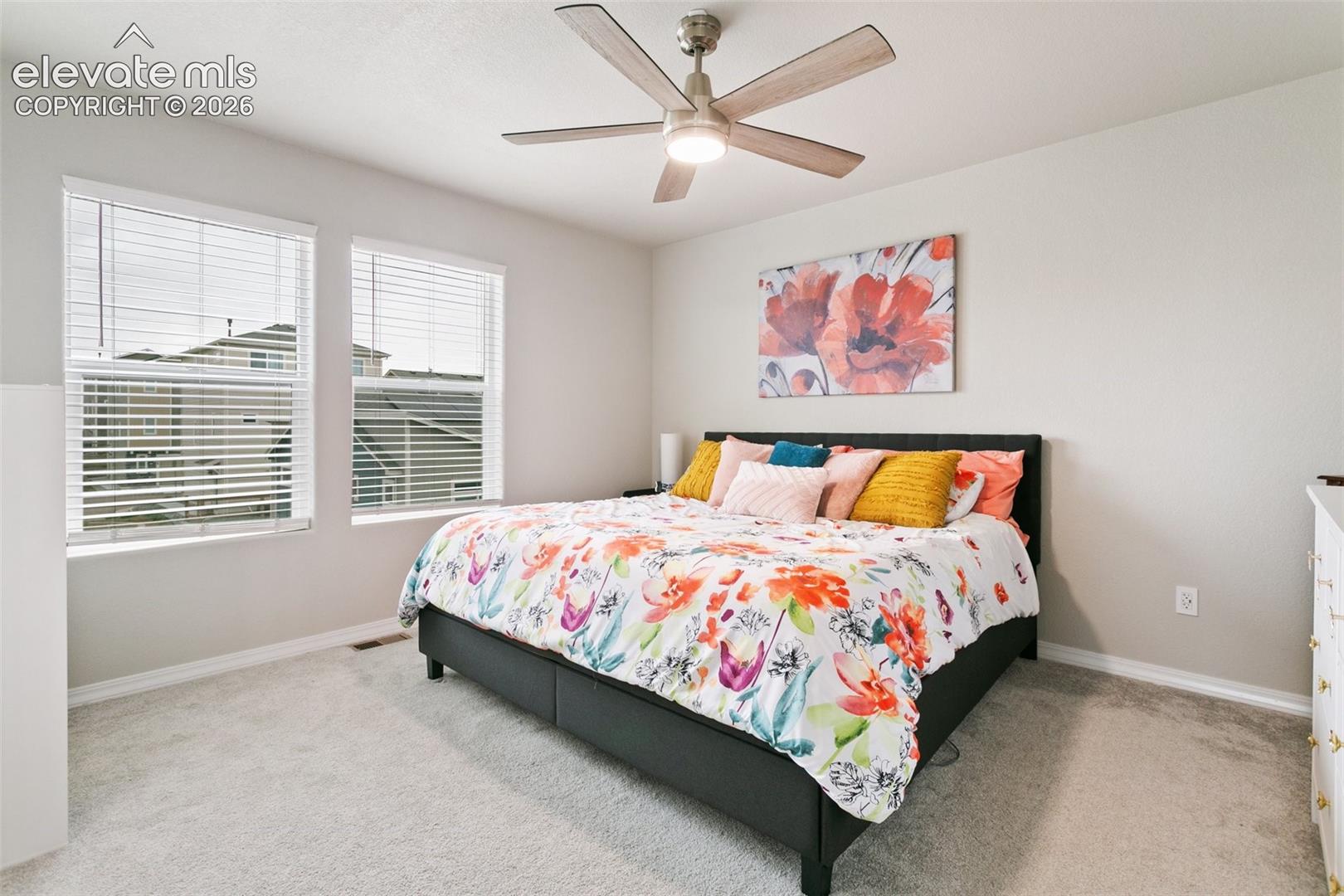 7427 Gorgeted Quail Grove