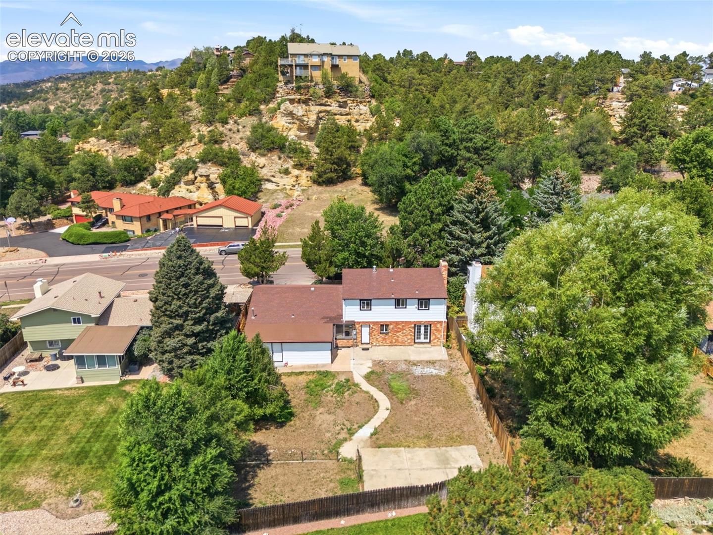 2725 Flintridge Drive
