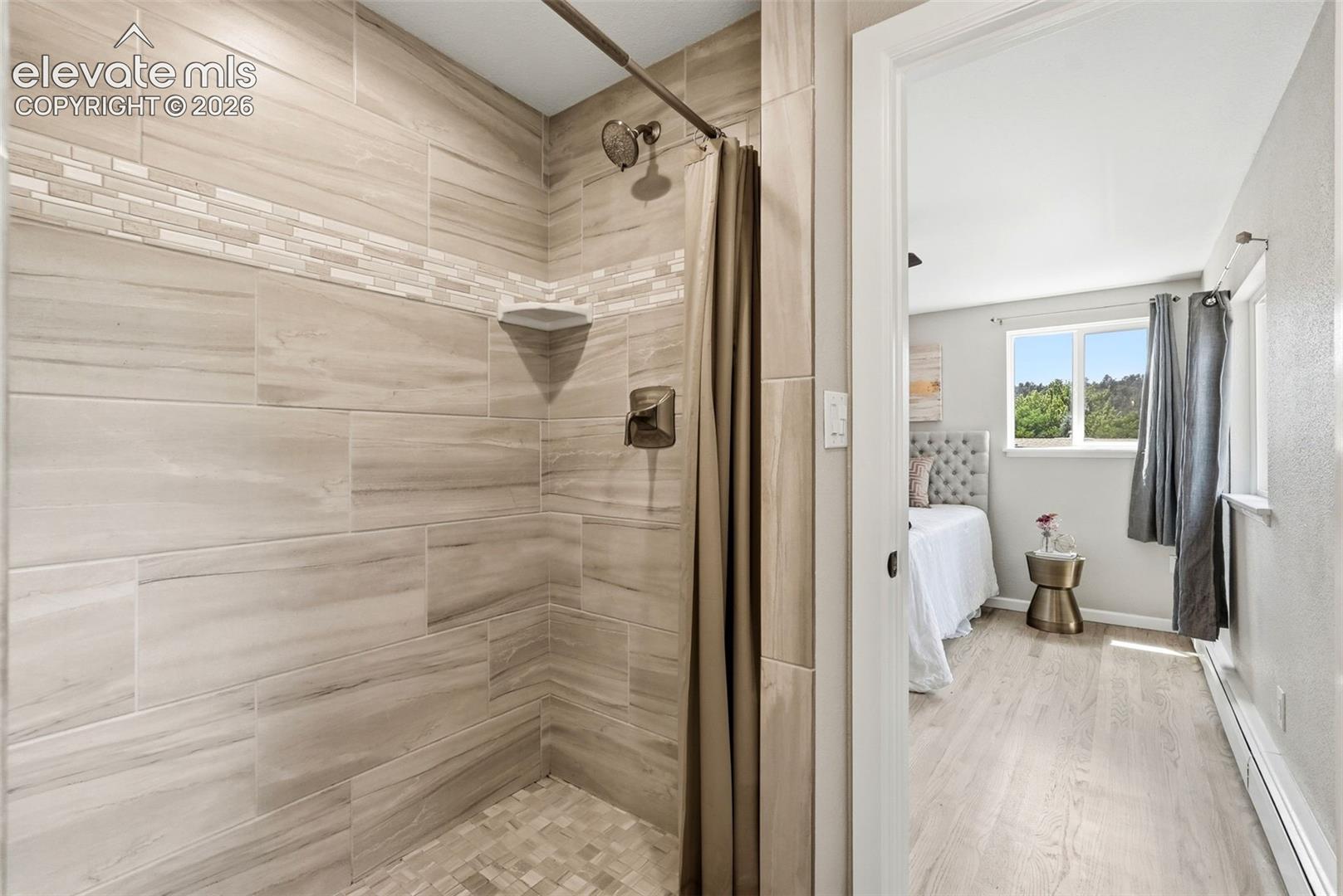 2725 Flintridge Drive