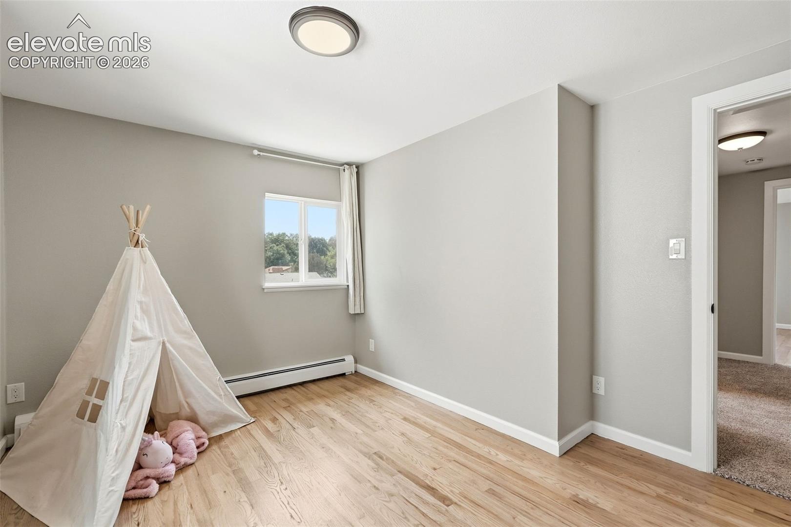 2725 Flintridge Drive