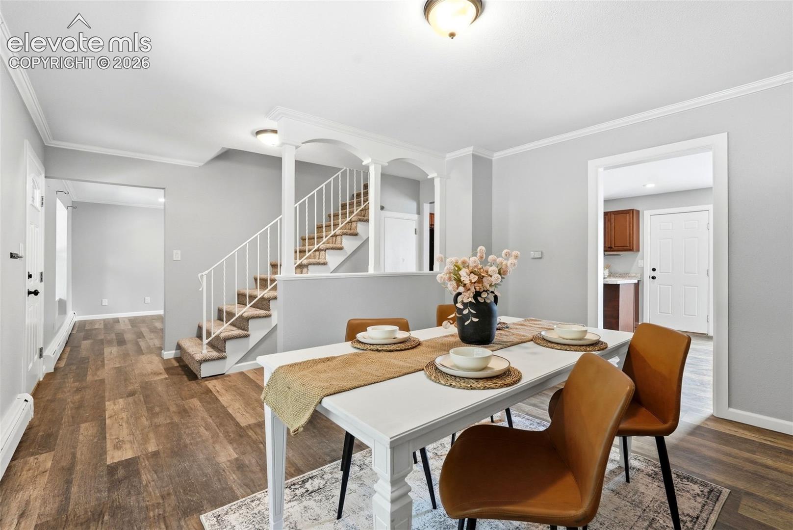 2725 Flintridge Drive