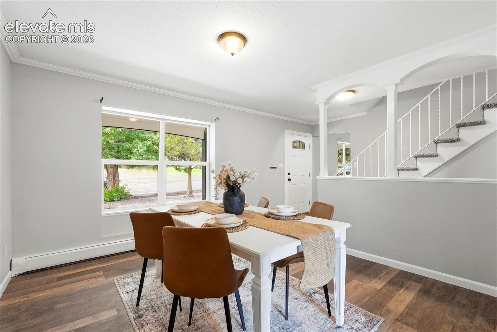 2725 Flintridge Drive