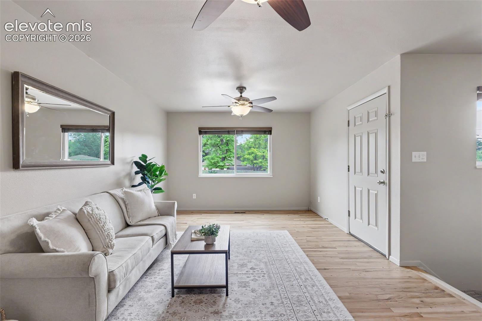 2522 E Buena Ventura Street