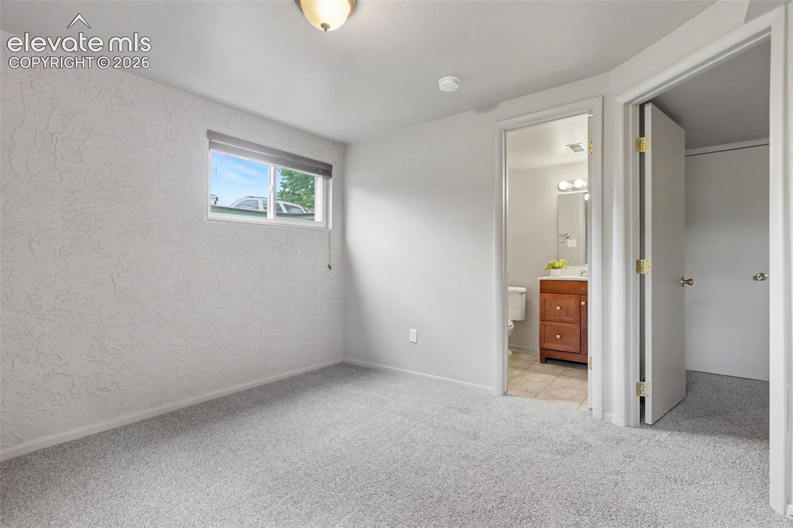 2522 E Buena Ventura Street