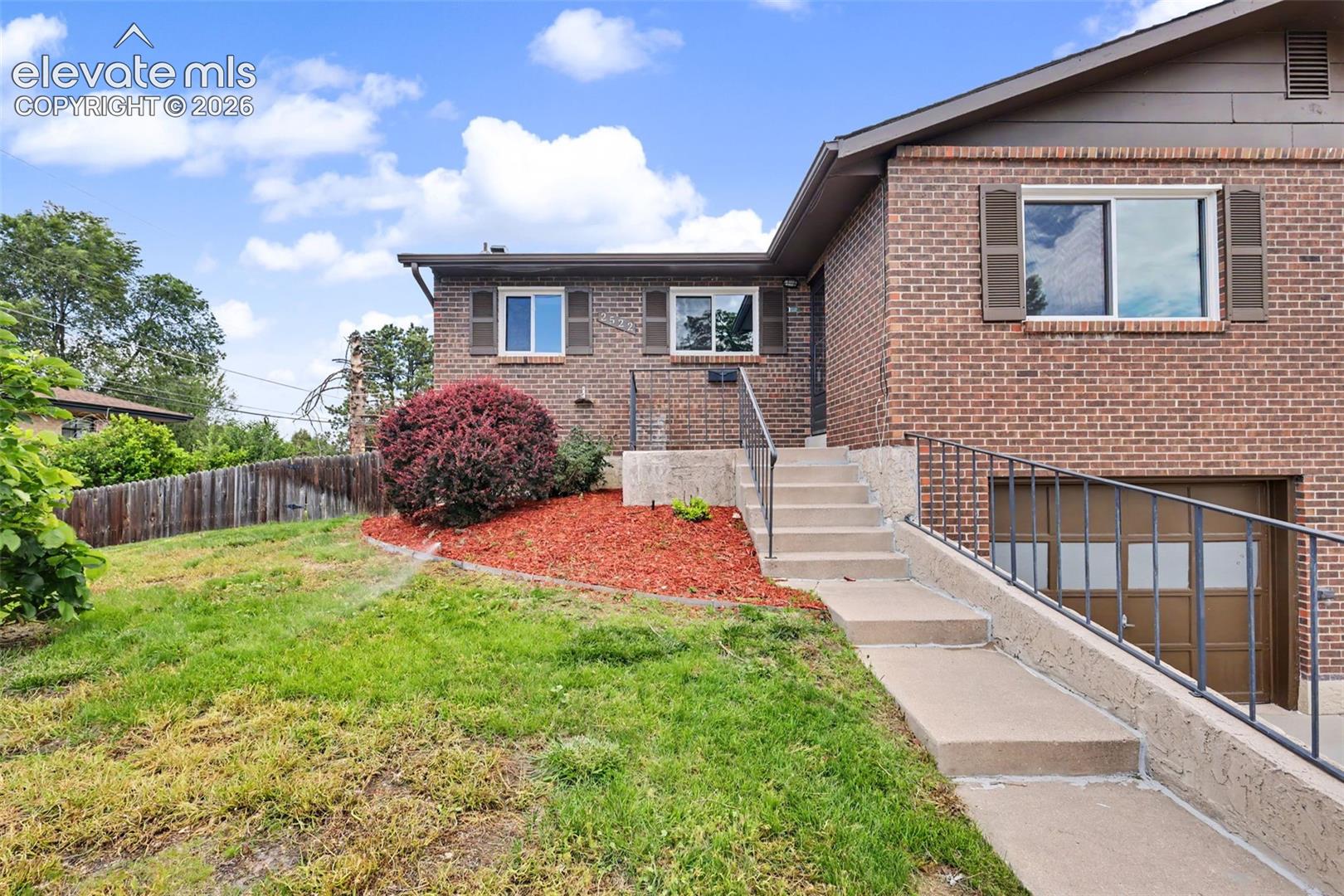 2522 E Buena Ventura Street
