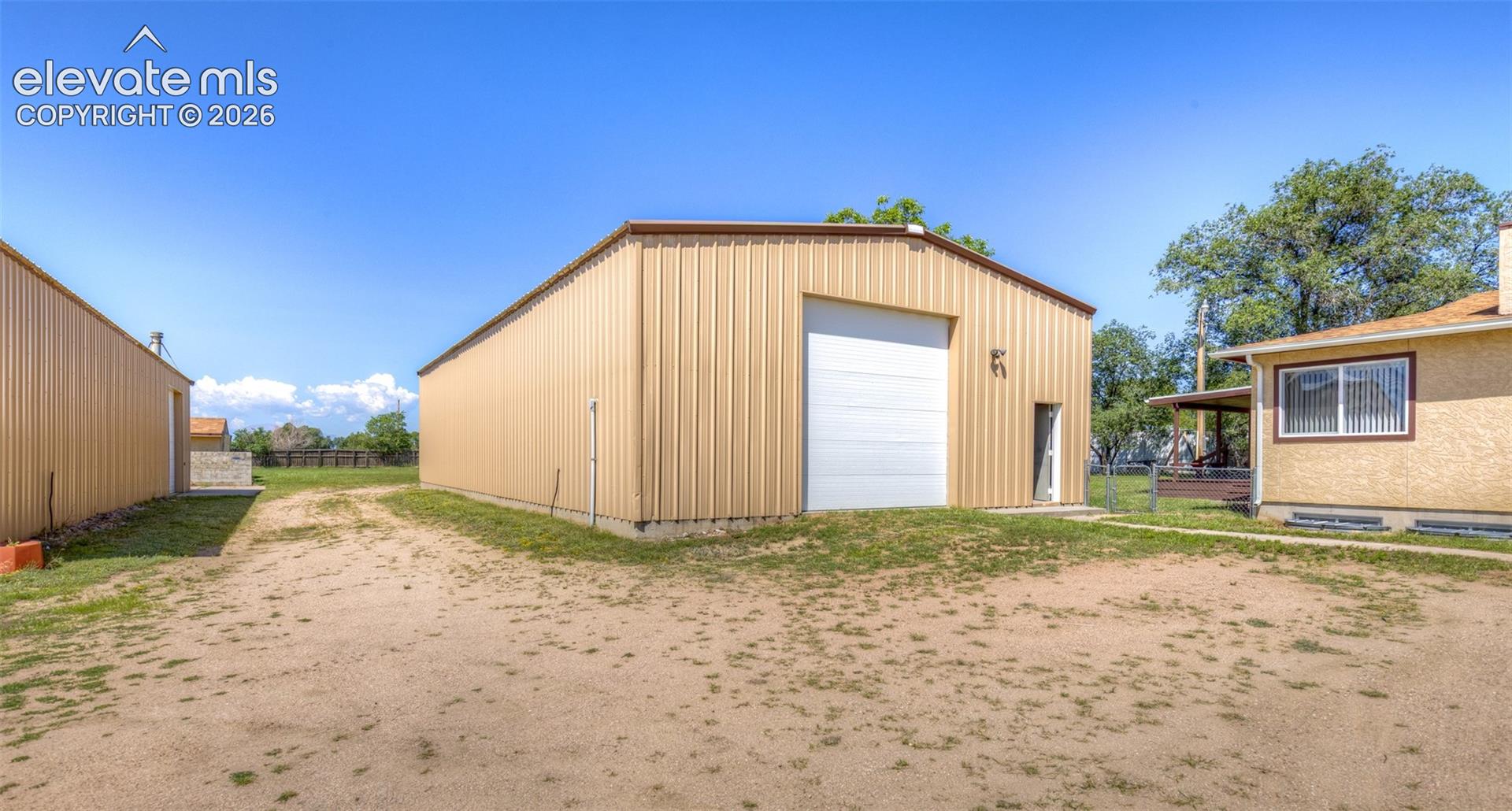 1540 N Ellicott Highway