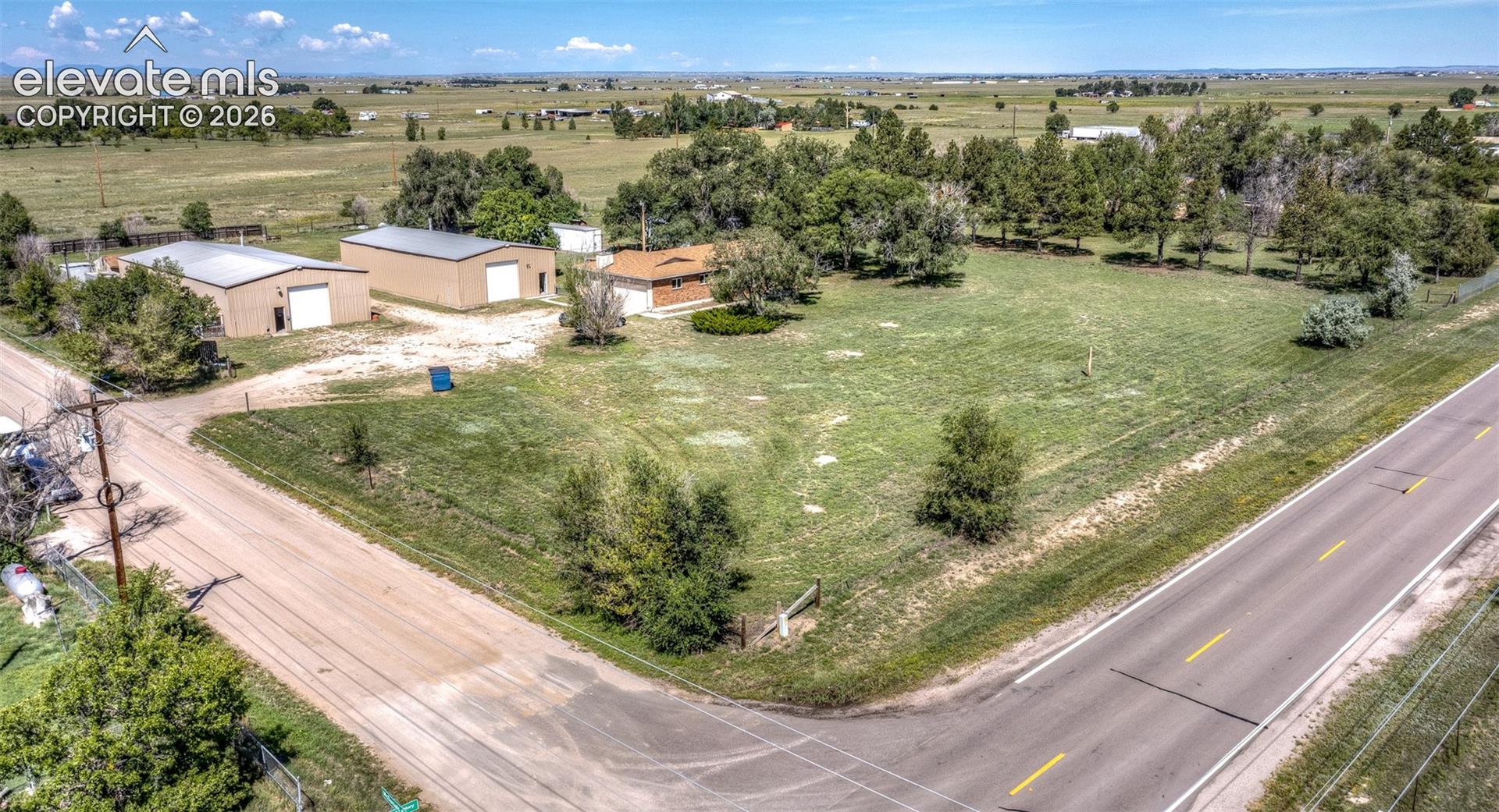 1540 N Ellicott Highway
