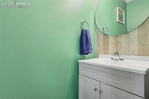 3319 Queen Anne Way
