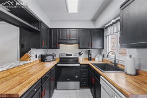 3319 Queen Anne Way