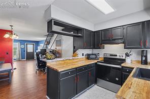 3319 Queen Anne Way