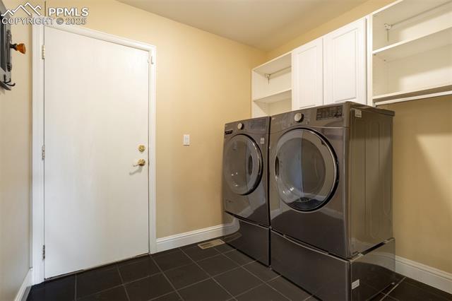 340 Fox Run Circle