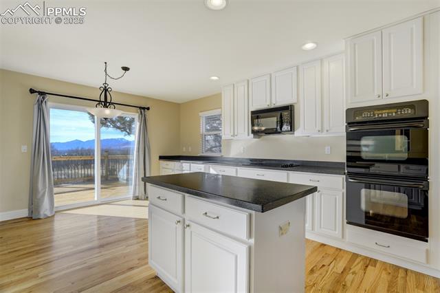 340 Fox Run Circle
