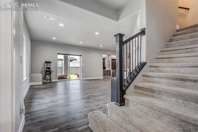 11595 Spectacular Bid Circle