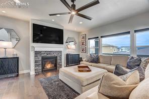 11595 Spectacular Bid Circle
