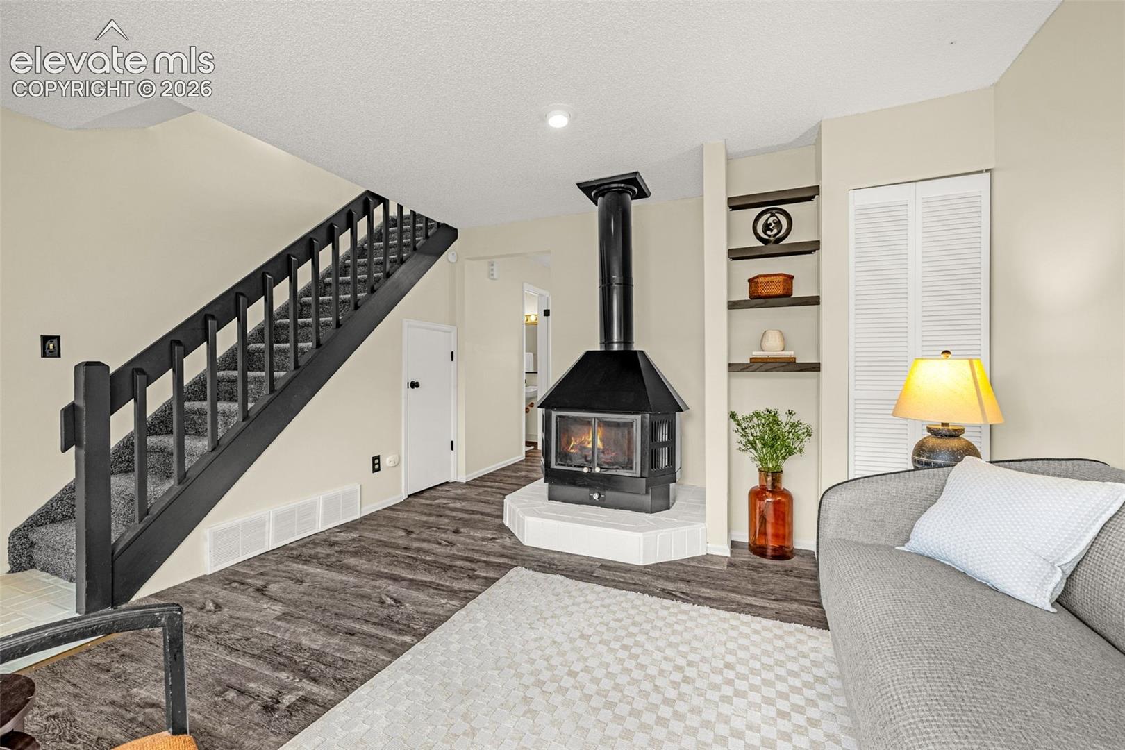 5509 Mansfield Court