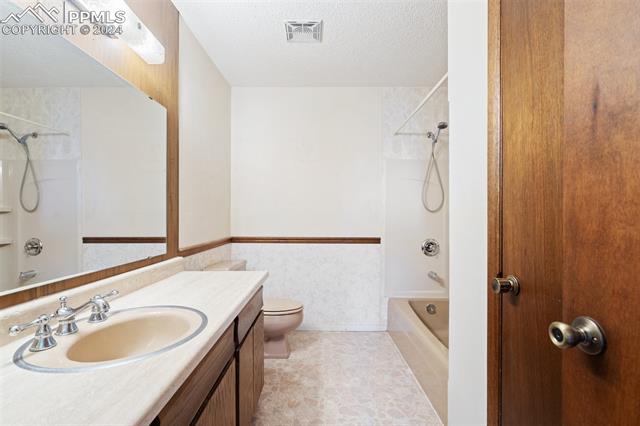 5338 Bent Bar Road