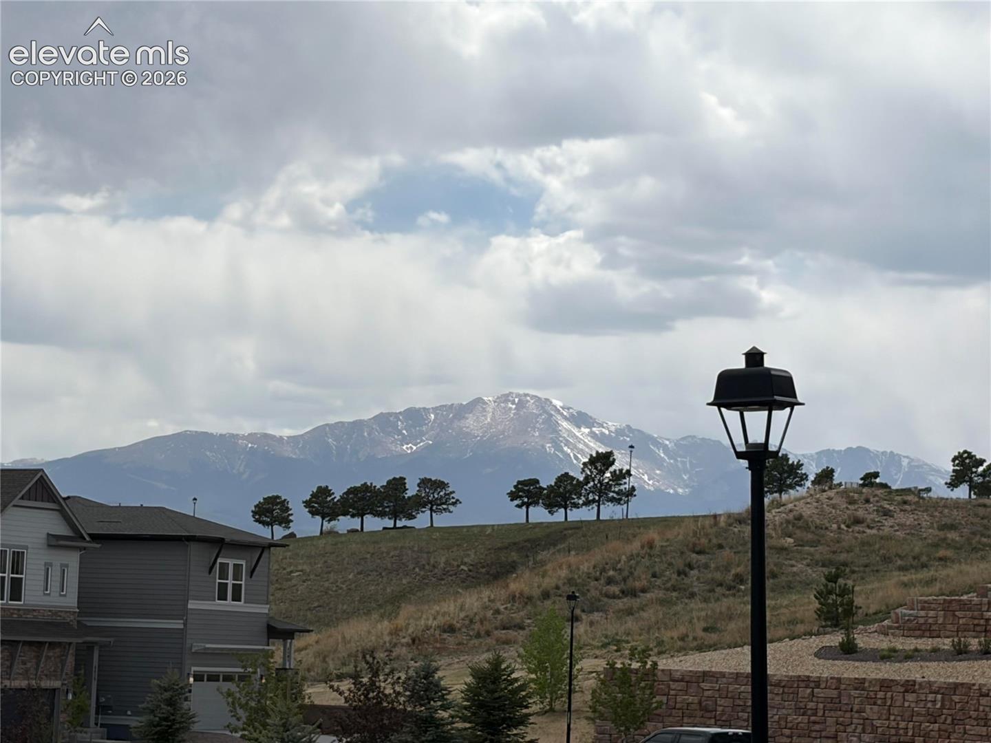 4514 Peak Crest View