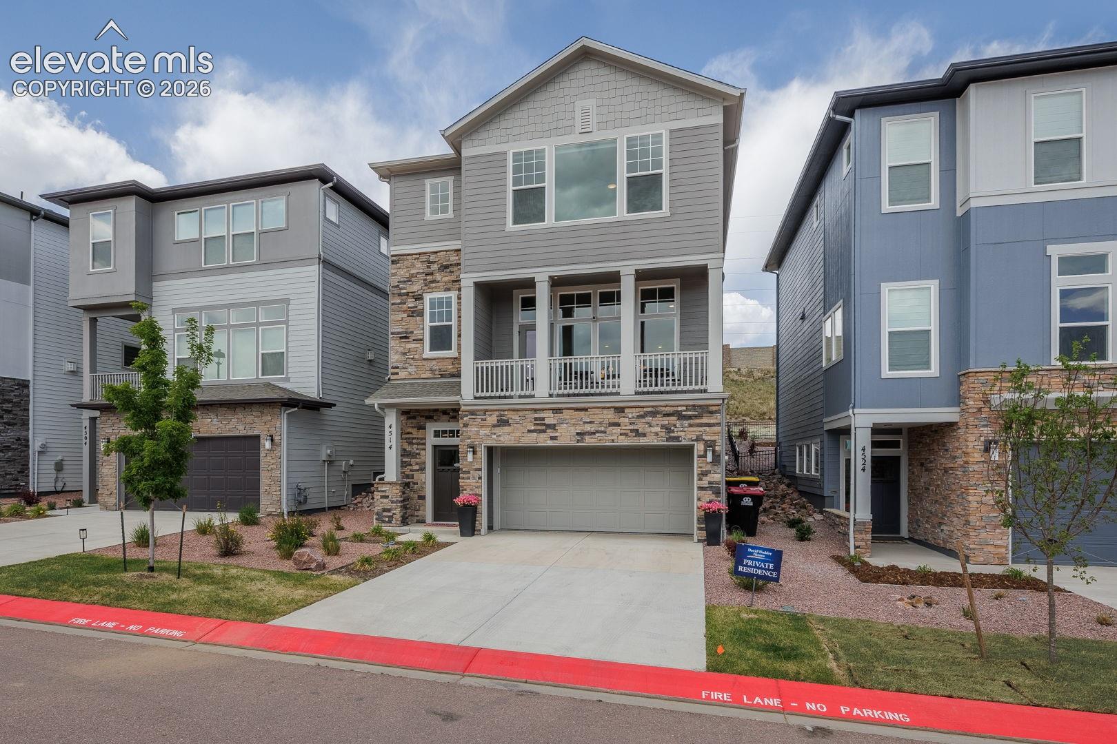 4514 Peak Crest View
