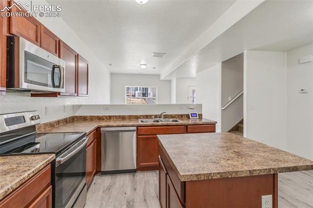 2195 St Claire Park Alley