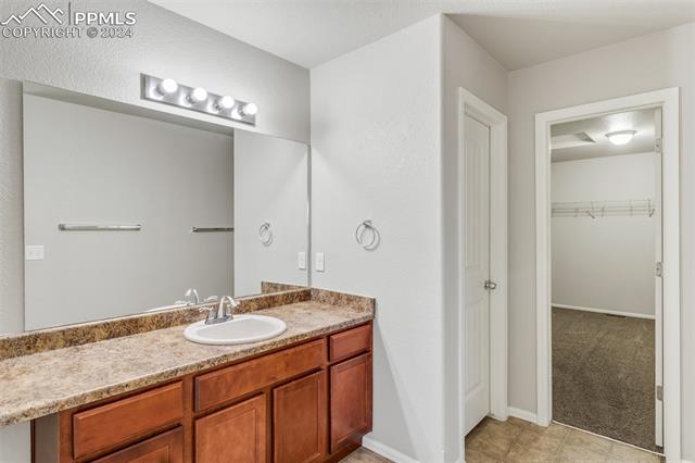 2195 St Claire Park Alley