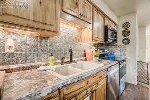 2360 Condor Circle