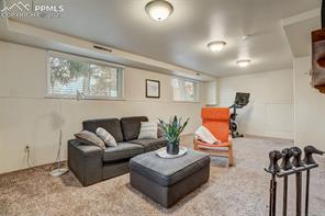 2360 Condor Circle