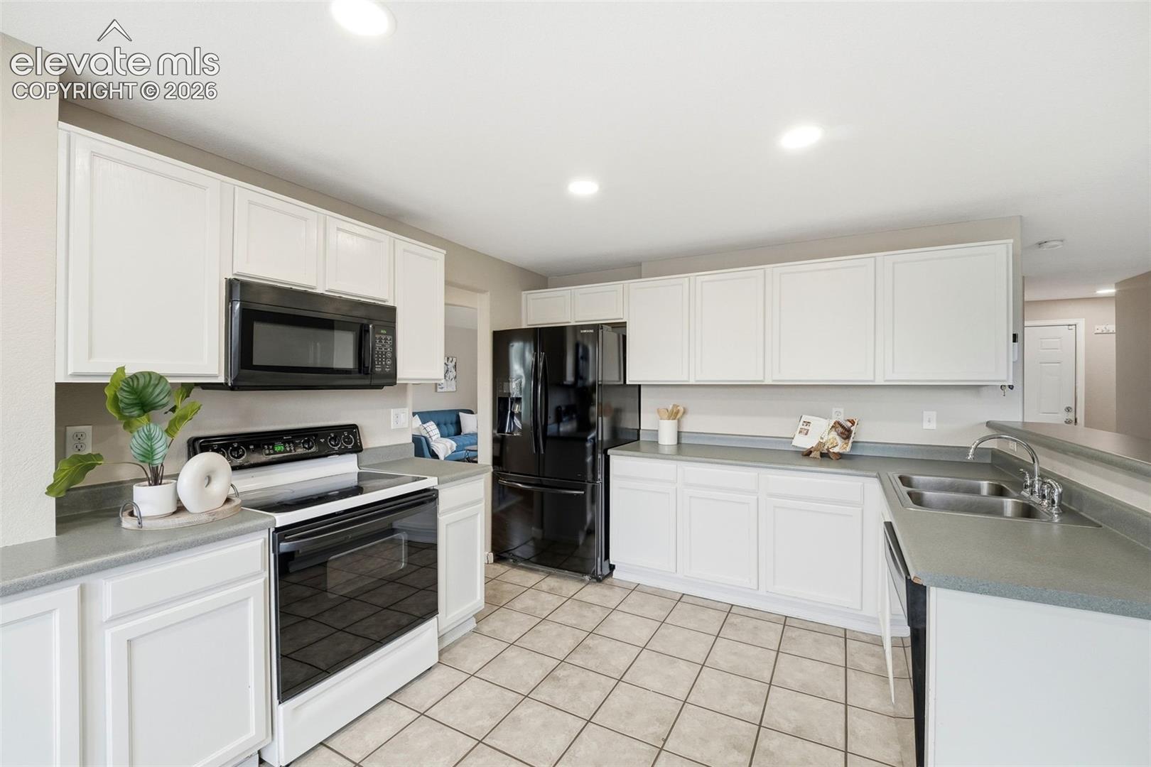 5889 Huerfano Drive