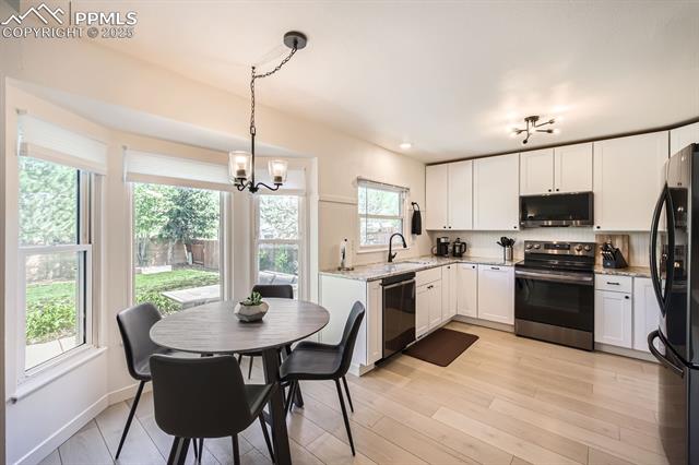 4275 Dolphin Circle
