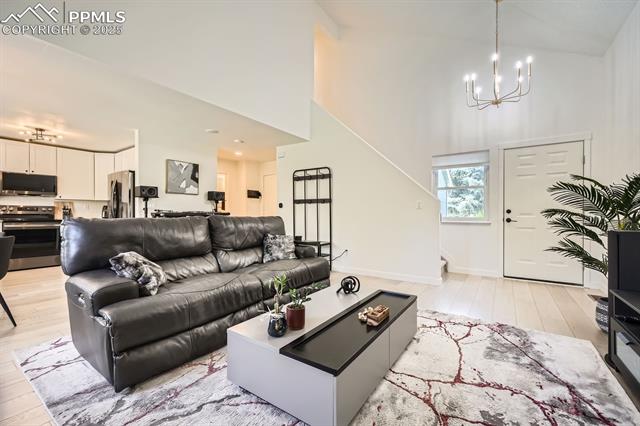 4275 Dolphin Circle