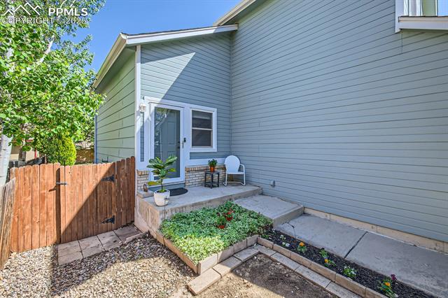 4275 Dolphin Circle