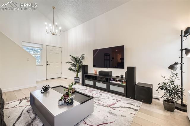 4275 Dolphin Circle