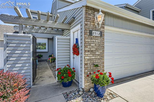 2512 Elite Terrace