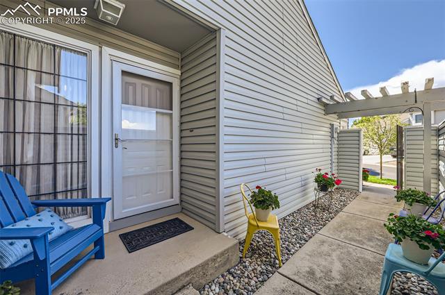 2512 Elite Terrace