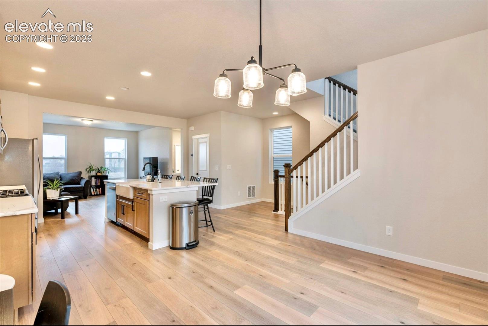 7364 Cracker Jack Heights