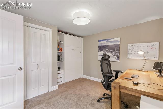 16 Polo Circle