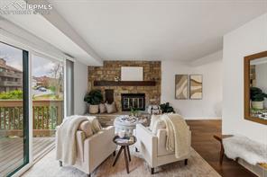 983 Moorings Drive