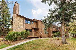 983 Moorings Drive